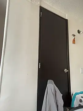 Snapshot of Saray_lo chatting on October 2025 07:54:02 PM Saray lo online show from October 2025 07:54:02 PM