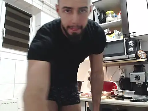 yourfavoritetallboy online show from November 2025 06:45:02 PM