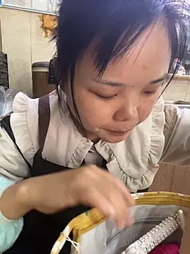 Snapshot of 0xiaosu0 chatting on November 2025 02:04:01 AM 0xiaosu0 online show from November 2025 02:04:01 AM