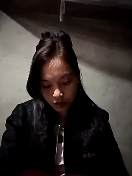 Alice-567 online show from November 2025 08:09:01 PM