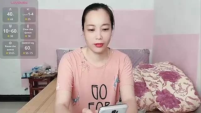 Snapshot of Lingling-Baby520 chatting on July 2026 12:51:02 AM Lingling-Baby520 online show from July 2026 12:51:02 AM
