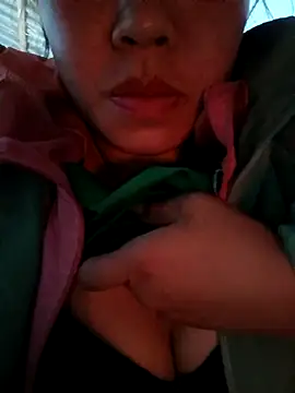 Snapshot of kitti-krush chatting on November 2025 02:54:02 PM kitti-krush online show from November 2025 02:54:02 PM