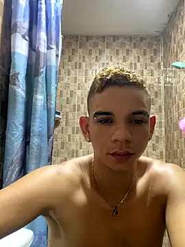 Snapshot of Dylams_maja chatting on November 2025 05:40:02 PM Dylams maja online show from November 2025 05:40:02 PM