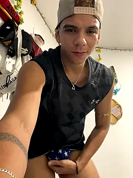 Snapshot of Dylams_maja chatting on November 2025 09:42:01 AM Dylams maja online show from November 2025 09:42:01 AM