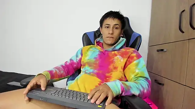 dorman boy online show from November 2025 08:24:01 AM