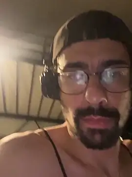 Snapshot of Bazarov@xh chatting on November 2025 08:52:01 AM Bazarovxh online show from November 2025 08:52:01 AM