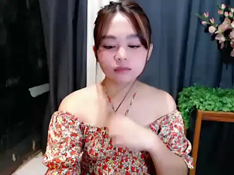 lustfullakim online show from April 2026 02:29:02 PM