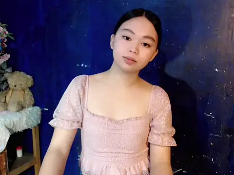 Snapshot of lustfullakim chatting on December 2025 12:40:02 PM lustfullakim online show from December 2025 12:40:02 PM