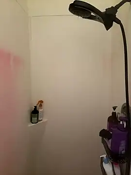 Naughtynessaa online show from December 2025 03:50:01 PM