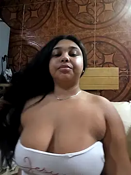 Snapshot of Valen20_ chatting on October 2025 05:59:01 AM Valen20  online show from October 2025 05:59:01 AM