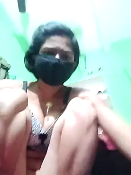 Snapshot of Rsr-1 chatting on November 2025 10:36:01 PM Rsr-1 online show from November 2025 10:36:01 PM