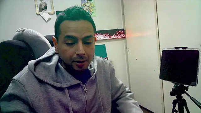 YoungStallionXL online show from February 2026 07:41:02 AM