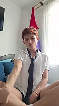 Apolitoo online show from November 2025 08:03:02 PM