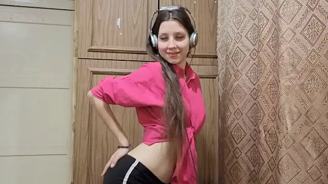 LahomaSassano online show from November 2025 11:49:02 PM