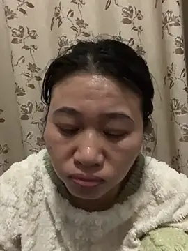 Snapshot of daaqnn chatting on November 2025 01:59:02 PM daaqnn online show from November 2025 01:59:02 PM