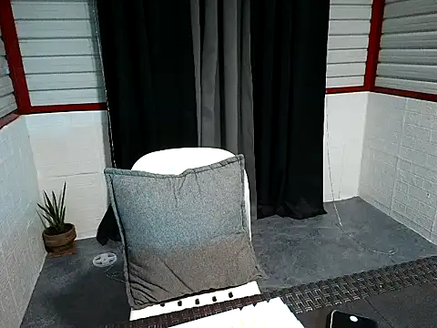 xwildflowerx online show from March 2026 09:31:02 PM