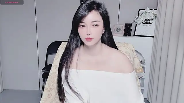 YunShan-33 online show from November 2025 01:43:02 PM