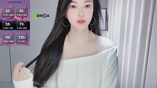 YunShan-33 online show from February 2026 04:32:01 AM