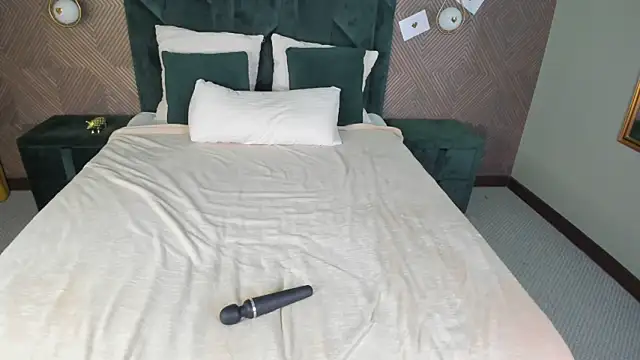 bbwsexis online show from March 2026 10:17:01 AM