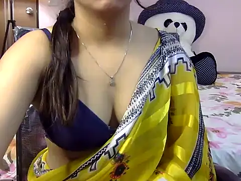 Snapshot of shakshi_89 chatting on November 2025 06:36:01 AM shakshi 89 online show from November 2025 06:36:01 AM