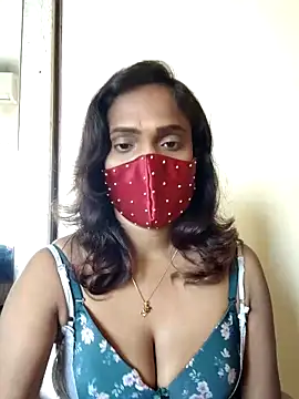 Queen-dhivya online show from February 2026 03:15:02 AM