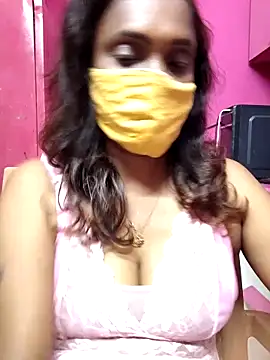 Queen-dhivya online show from April 2026 05:25:01 PM