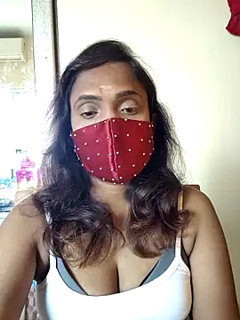 Queen-dhivya online show from March 2026 07:16:01 AM