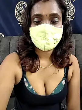 Queen-dhivya online show from January 2026 05:49:02 PM