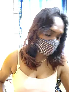 Queen-dhivya online show from December 2025 05:29:02 AM