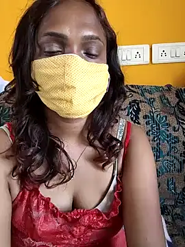 Queen-dhivya online show from April 2026 03:13:02 AM