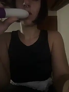 MissMichela online show from November 2025 04:43:02 PM