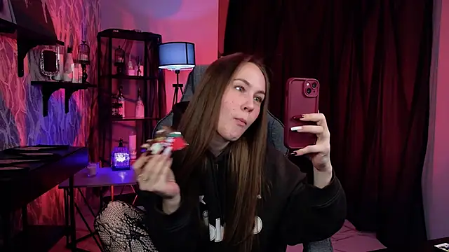 ElinVale online show from March 2026 12:00:01 PM