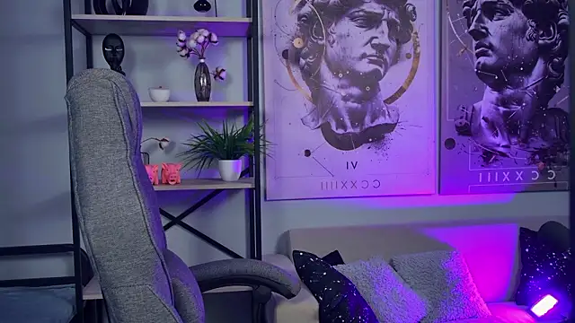 ElinVale online show from March 2026 09:52:01 AM