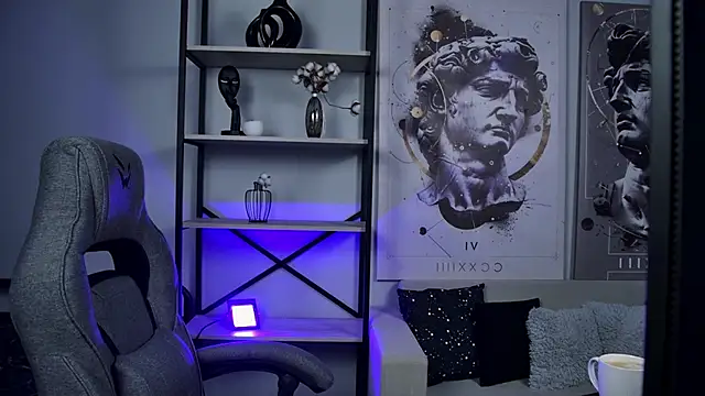 ElinVale online show from March 2026 12:31:02 PM