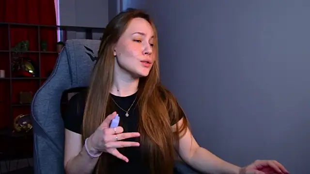 ElinVale online show from April 2026 12:01:01 PM