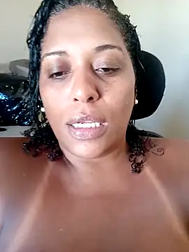 Maliaebonyfetish online show from March 2026 05:13:01 PM