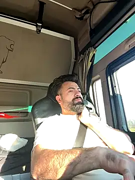 Snapshot of JanSy0 chatting on December 2025 11:27:01 AM JanSy0 online show from December 2025 11:27:01 AM