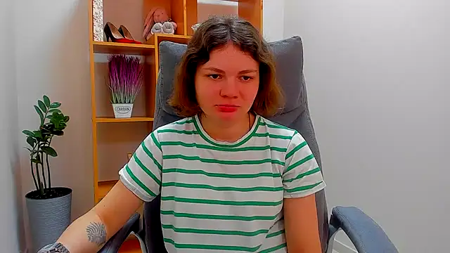 Stella-Maers online show from April 2026 07:13:02 AM