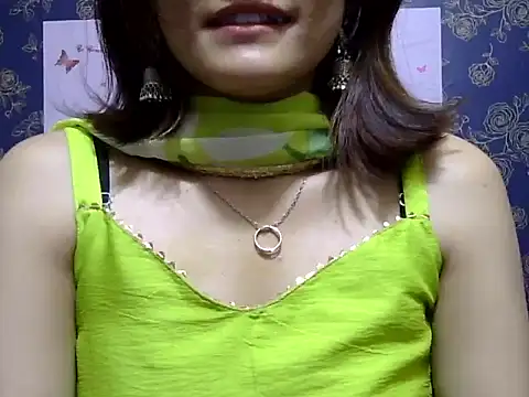 maira 33 online show from February 2026 09:44:02 AM