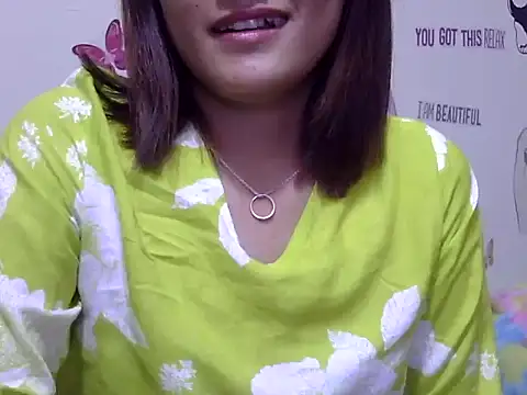 maira 33 online show from March 2026 11:45:02 AM