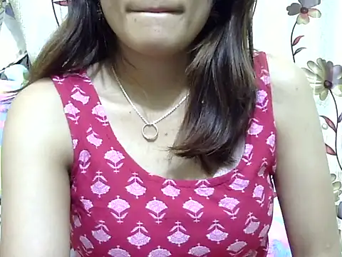 maira 33 online show from January 2026 06:00:01 PM