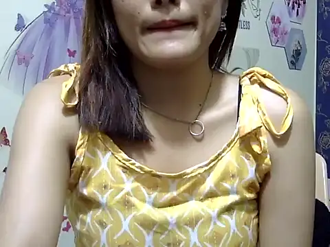 maira 33 online show from May 2026 01:14:02 PM