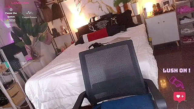 Lolitaloove69 online show from February 2026 12:54:02 AM