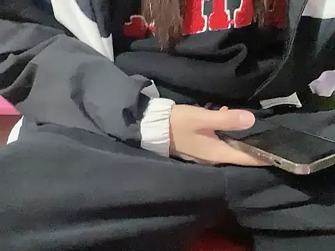 LunoChucki online show from December 2025 02:01:02 PM