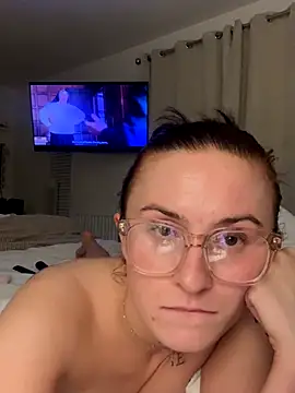 EmLovesxx online show from November 2025 08:56:02 PM