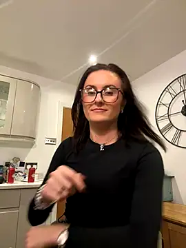 EmLovesxx online show from November 2025 12:31:01 AM