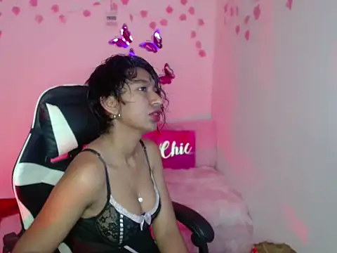 Snapshot of Samanta_777 chatting on November 2025 03:46:02 AM Samanta 777 online show from November 2025 03:46:02 AM