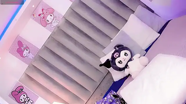 ClaudiaSophia online show from April 2026 11:33:01 AM