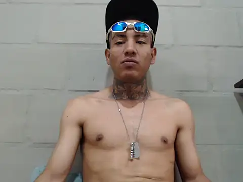 Strongercock online show from October 2025 08:05:01 PM