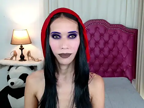 bellaUtops online show from December 2025 05:36:01 PM